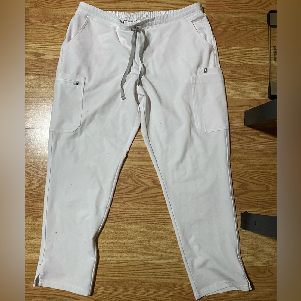 figs XXL bottoms in white